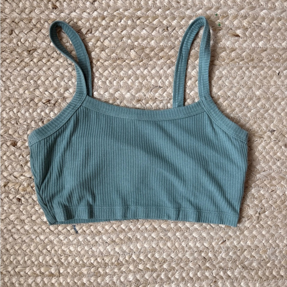 ALO YOGA Ribbed Crop Top size Small